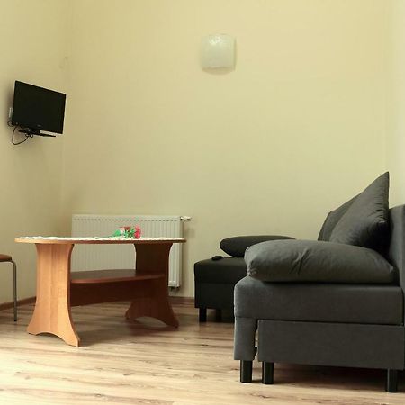 Apartamenty Przy Trakcie Cesarskim แวงก์เยียร์สกา กูร์กา ภายนอก รูปภาพ