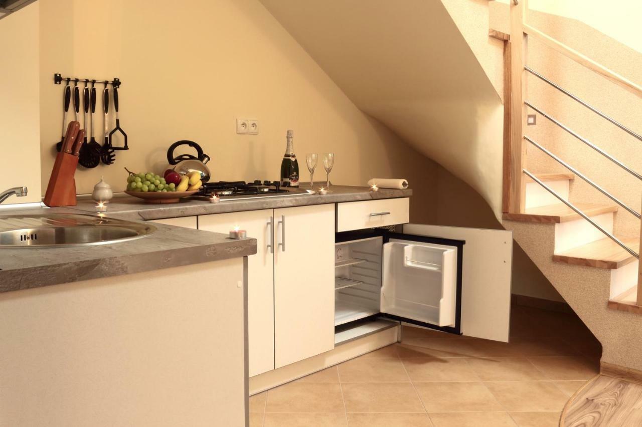 Apartamenty Przy Trakcie Cesarskim แวงก์เยียร์สกา กูร์กา ภายนอก รูปภาพ